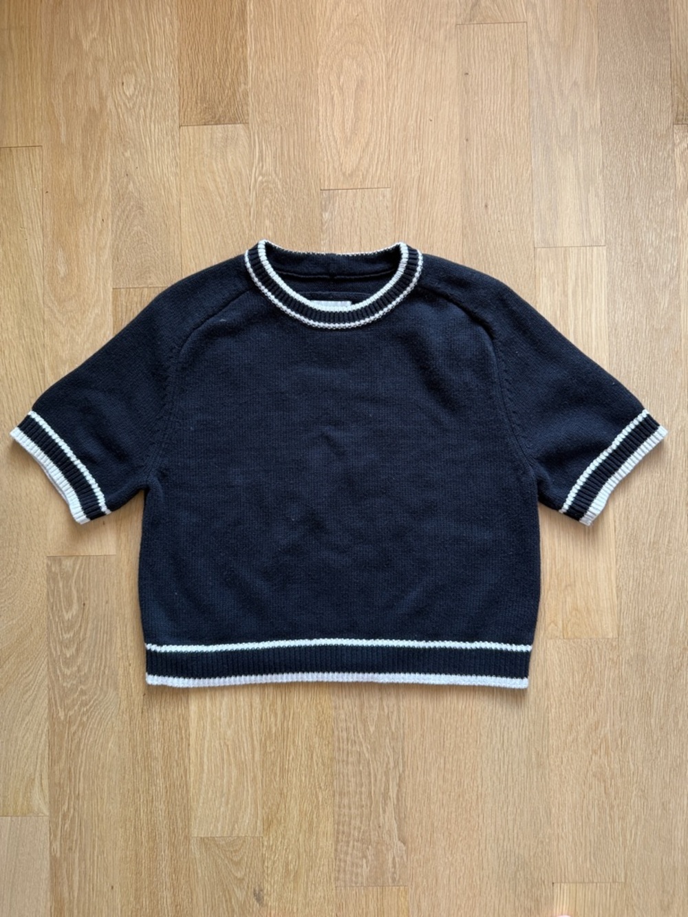 Abercrombie & Fitch Black Short-Sleeve Knit Top with White Trim